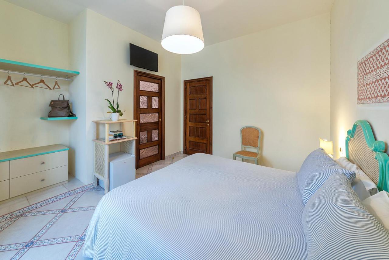 B&B Marcantonio - Ischia Ponte Экстерьер фото